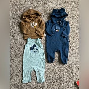 Baby Gap Mickey Mouse Lot 6-12 month